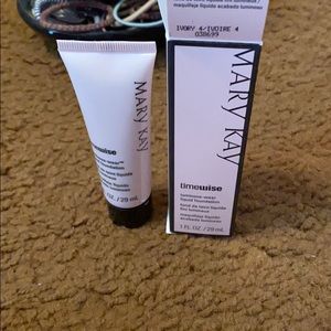 Mary Kay ivory 4 Foundation